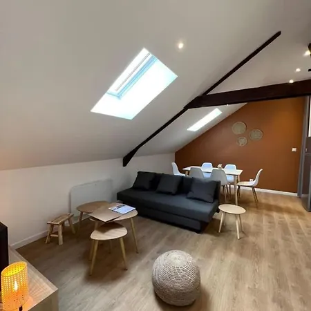 아파트 Libiza Apartement 몽뤼꽁
